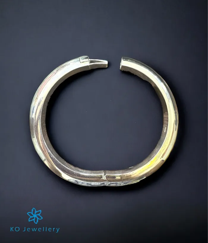 The Minimal Shiny Silver Openable Bracelet Jaipur Bracelets
