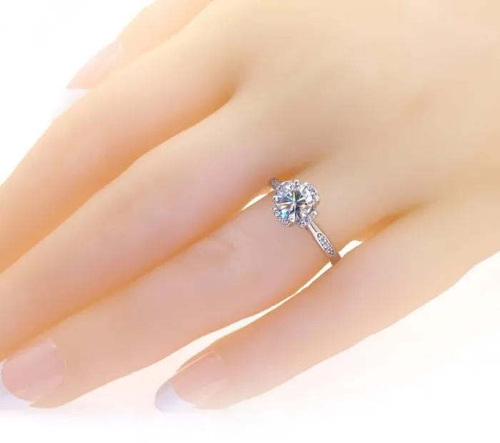 Luxus Moissanite Rings Jewelry Rings Platinum Plated Silver Moissanite Ring Band 1ct Center Stone